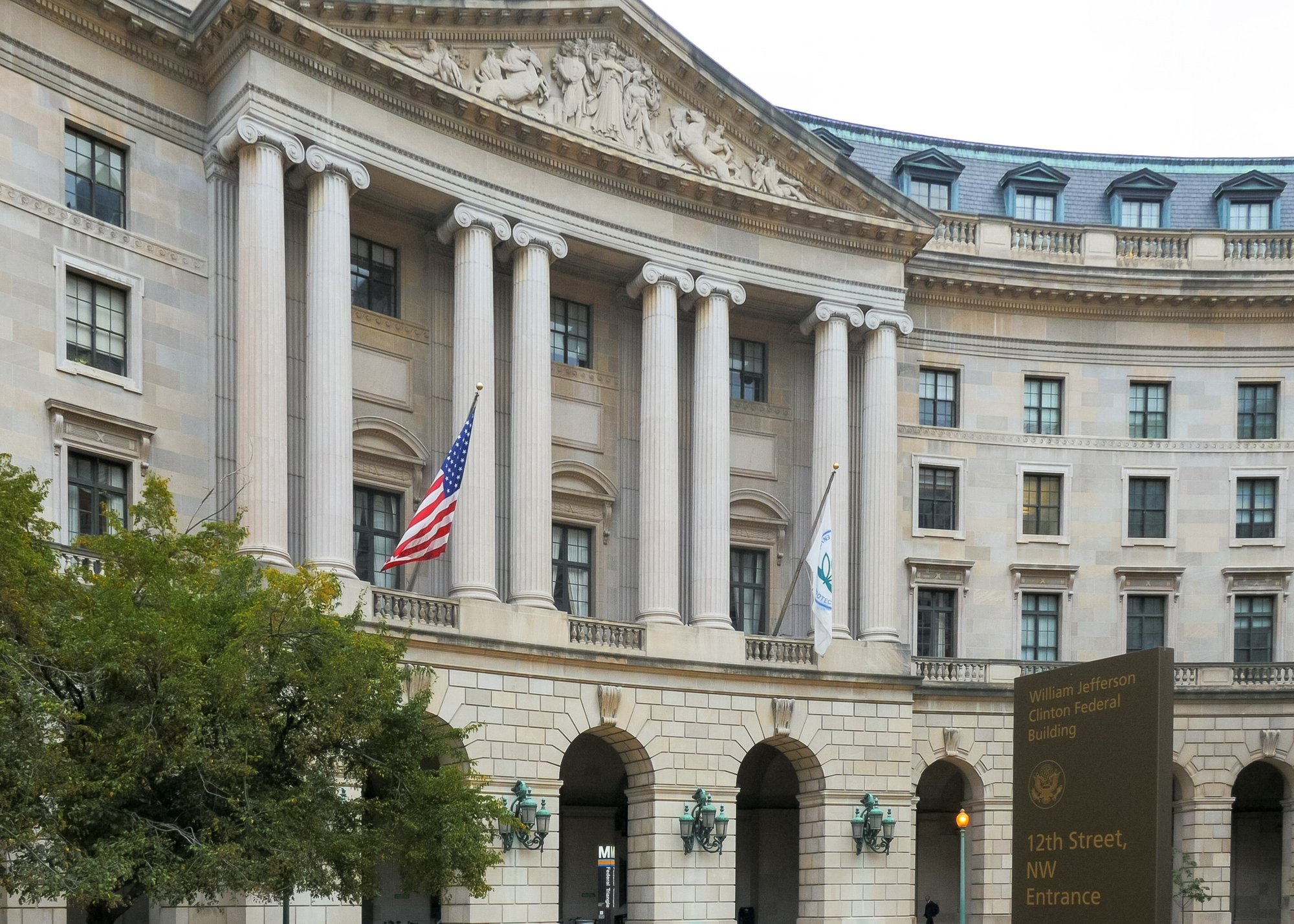 environmental protection agency building in washington-1131765355 (1)